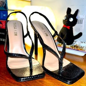 Winnie Harlow x Steve Madden…never worn!